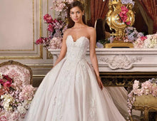 Load image into Gallery viewer, Audra (DP354)